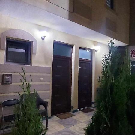 Atonika Apartments Bitola Esterno foto