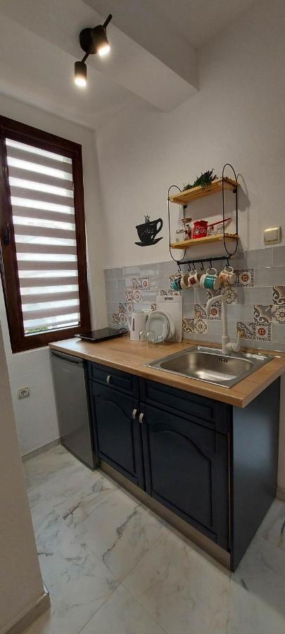 Atonika Apartments Bitola Esterno foto